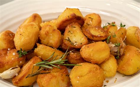 xanthe clay roast potatoes